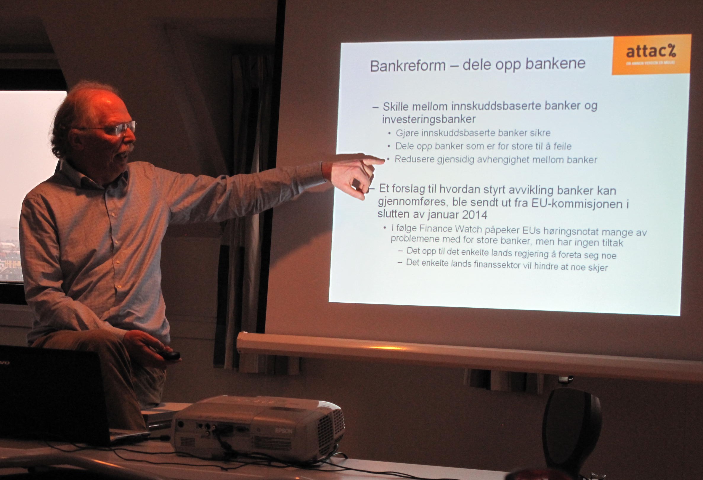 Petter Håndlykken innleder om finansregulering på Attacs landsseminar 2014